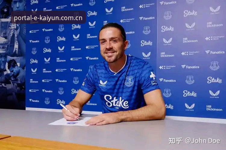 格拉利什凌晨四点半走出脱衣俱乐部，他还能在埃弗顿找回自己吗？